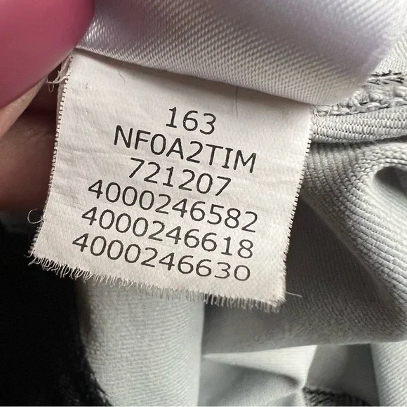 The North Face Motus II Capri Compression Tight Reptile Asphalt Gray, Medium - Picture 8 of 12